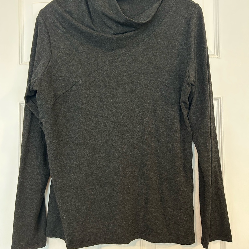 🇨🇦 Miik- Dark Gray Long Sleeve Asymmetrical Drape Neck Top